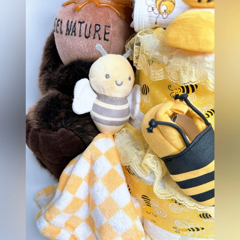 Honey Bee Diaper Cake, Baby Shower gift